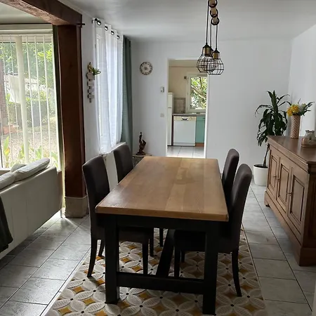 Semesterbostad Maison Avec Jardin A Sotteville-lès-Rouen
